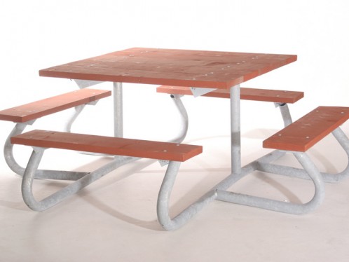 picnic table with 4x4 legs